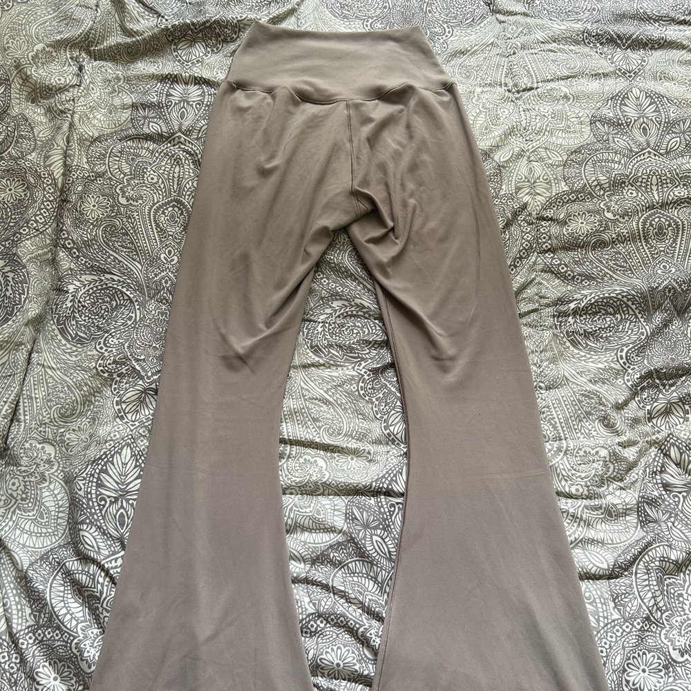 Split Flare Leggings